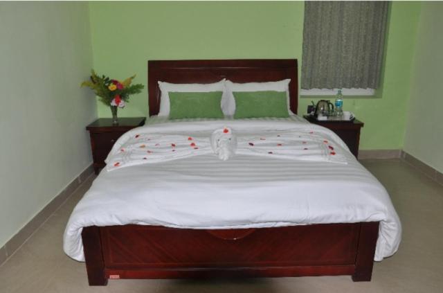 Hotel Golden Nest Yercaud Esterno foto